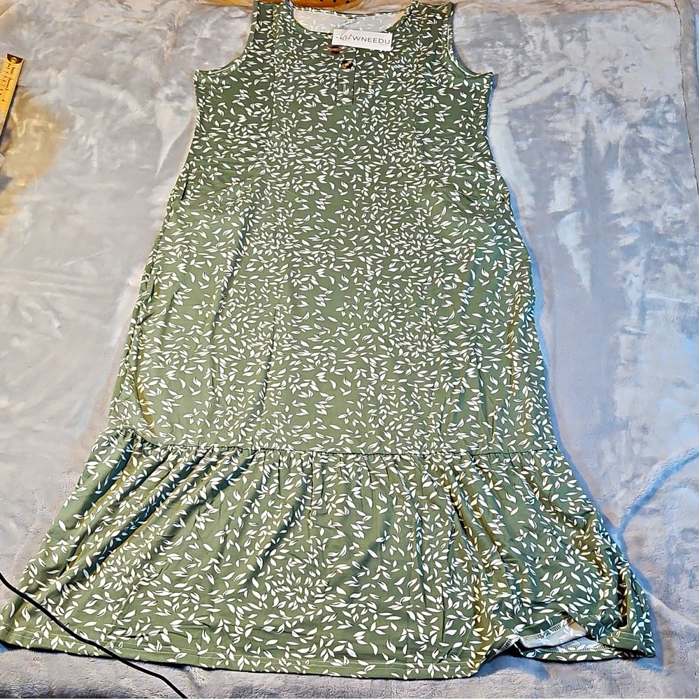 WNEEDU Women's Green White Floral Sleeveless Maxi Dress Buttons Pockets Size M